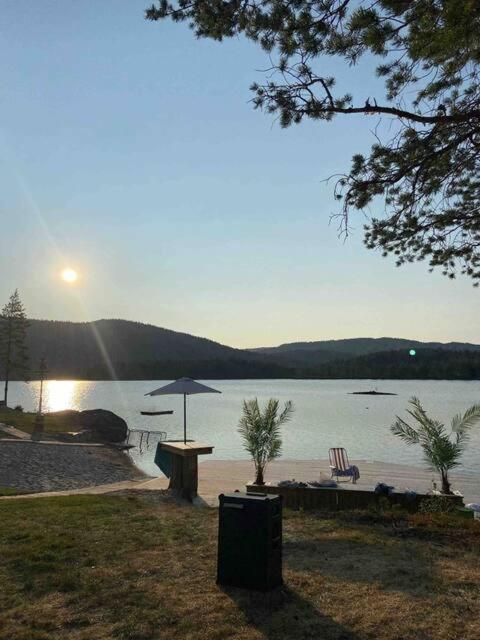 Fin, Enkel Leilighet Med Nydelig Strand I Naerheten Apartment Amdals Verk Luaran gambar